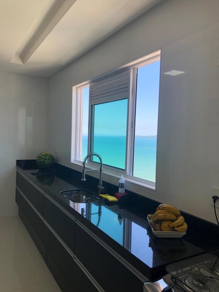Cobertura Com Belissima Vista Para O Mar E Jacuzzi Itapema Eksteriør bilde