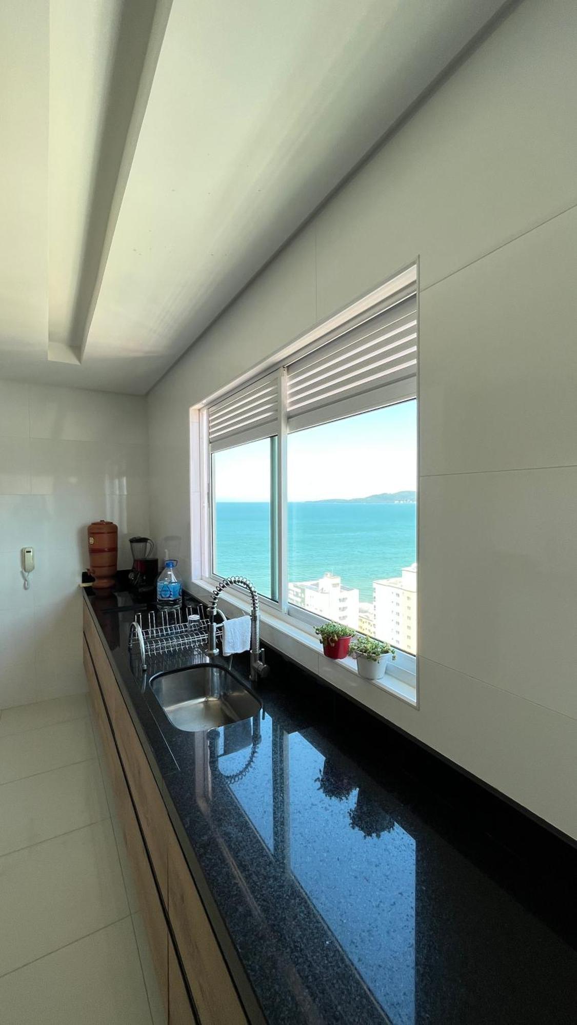 Cobertura Com Belissima Vista Para O Mar E Jacuzzi Itapema Eksteriør bilde